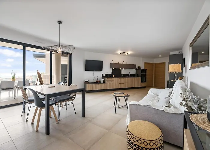 Agosta Sea View Apartmán