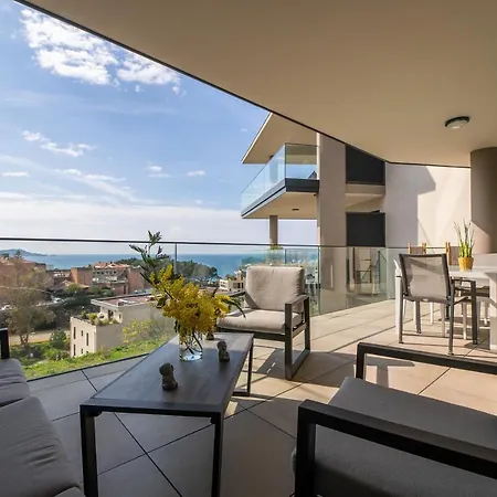 Apartment Agosta Sea View *