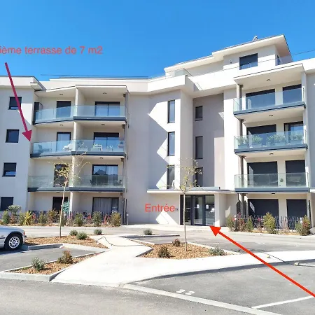 Agosta Sea View פורטיסיו