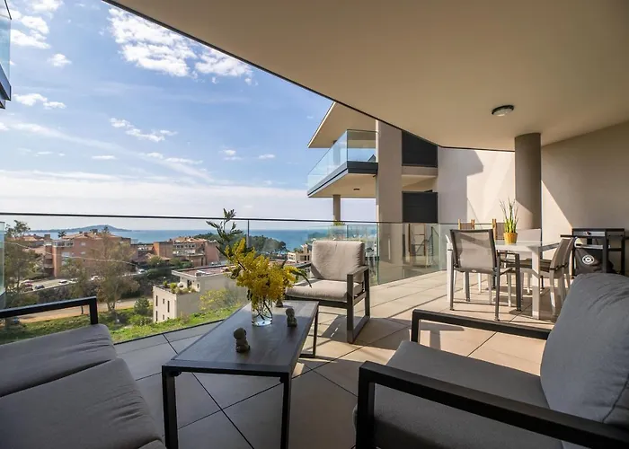 דירה Agosta Sea View *